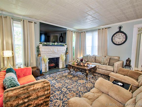 3rd image of 2419 W Okmulgee St