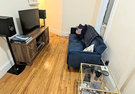 4th image of 503 E 83rd St #4W