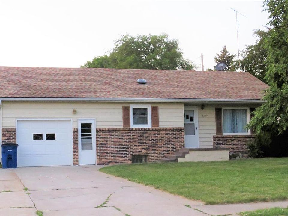 1st image of 1320 Verges Ave