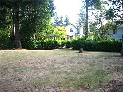 2nd image of 10710 19th Ave NE