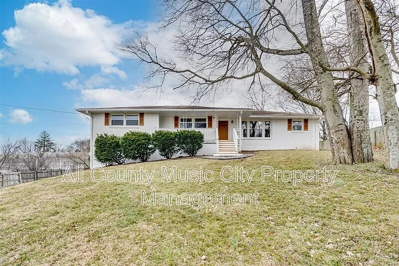 209 Rhine Dr