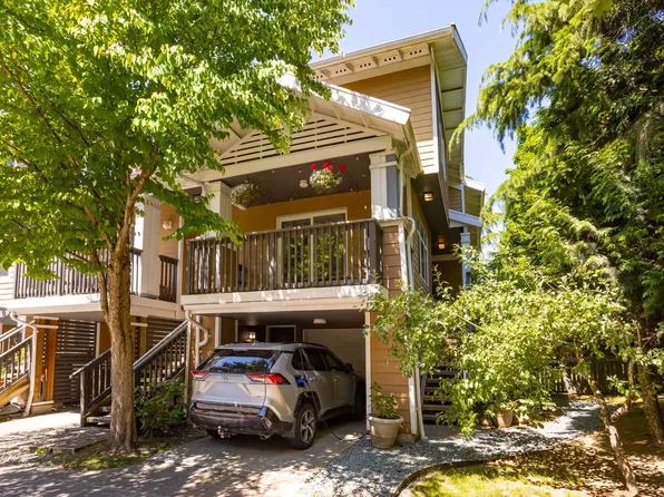 15233 34th Ave #59, Surrey, BC V3Z 2T7