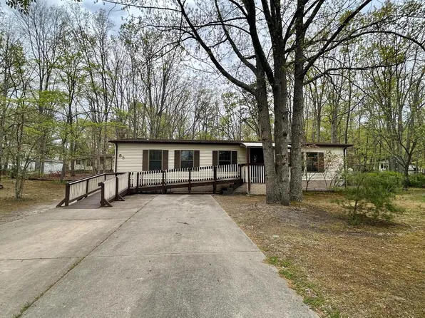 55 Loft Mountain Dr, Sicklerville, NJ 08081