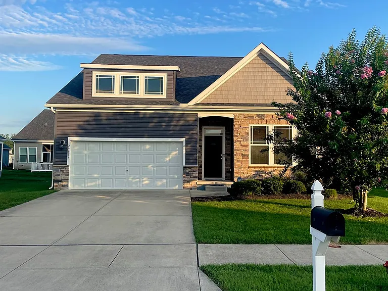 29662 Riverstone Dr — Photo 2