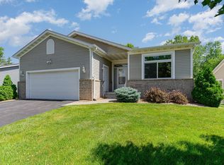 782 Monet Ct, Mendota Heights, MN 55120