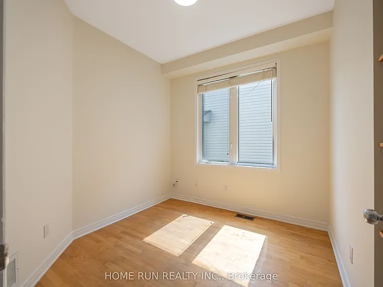 281 Goldridge Dr — Photo 11