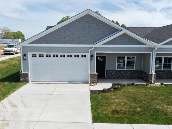 12 Lockridge Ln, Lynchburg, VA 24502