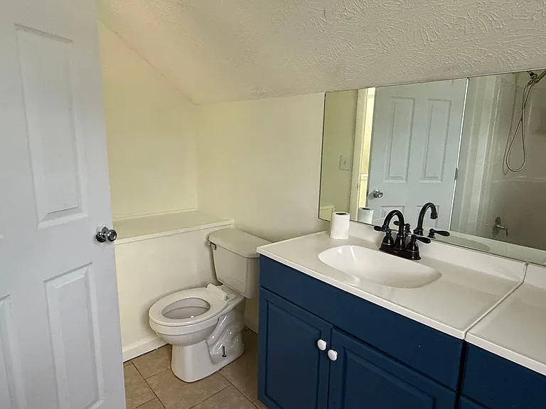 224 Lamont St — Photo 25