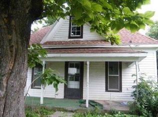 17004 Farm Road 2180, Cassville, MO 65625