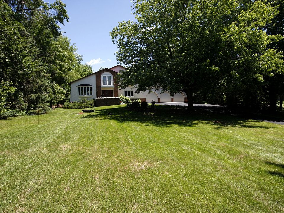 2nd image of 2311 Legion Ln N