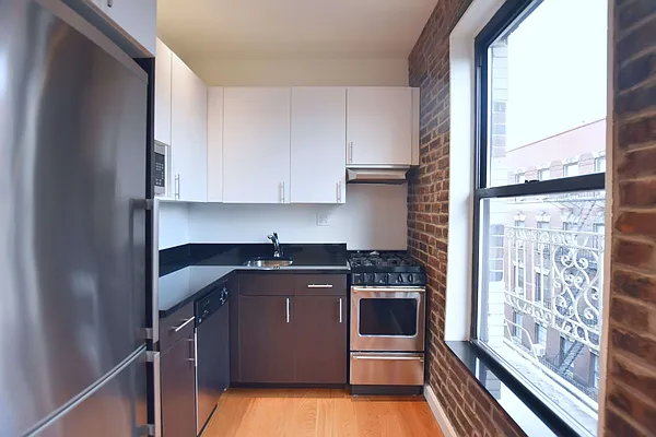 Rented by Bold New York | media 11