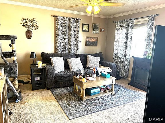 2nd image of 205 W 12th St
