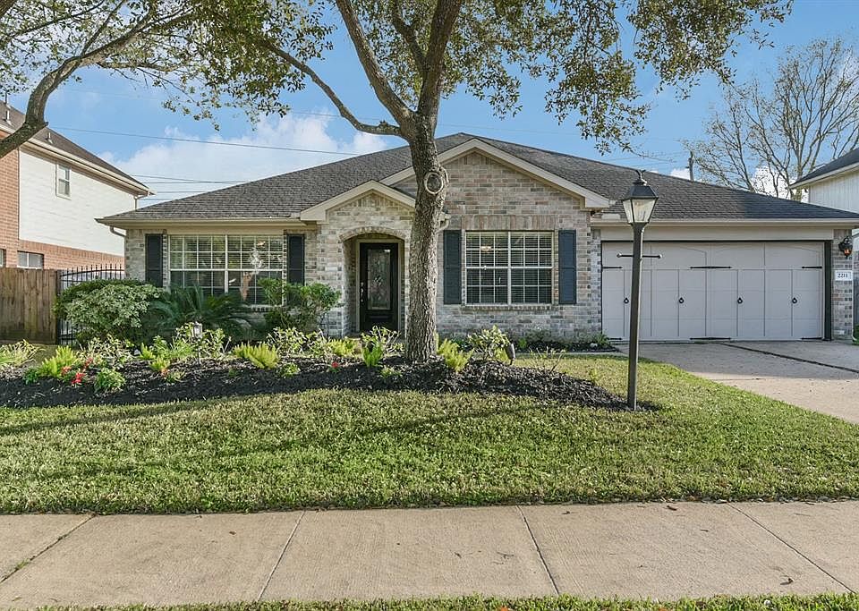 1st image of 2211 Long Rock Dr