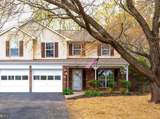 6211 Portal Ct, Woodbridge, VA 22193