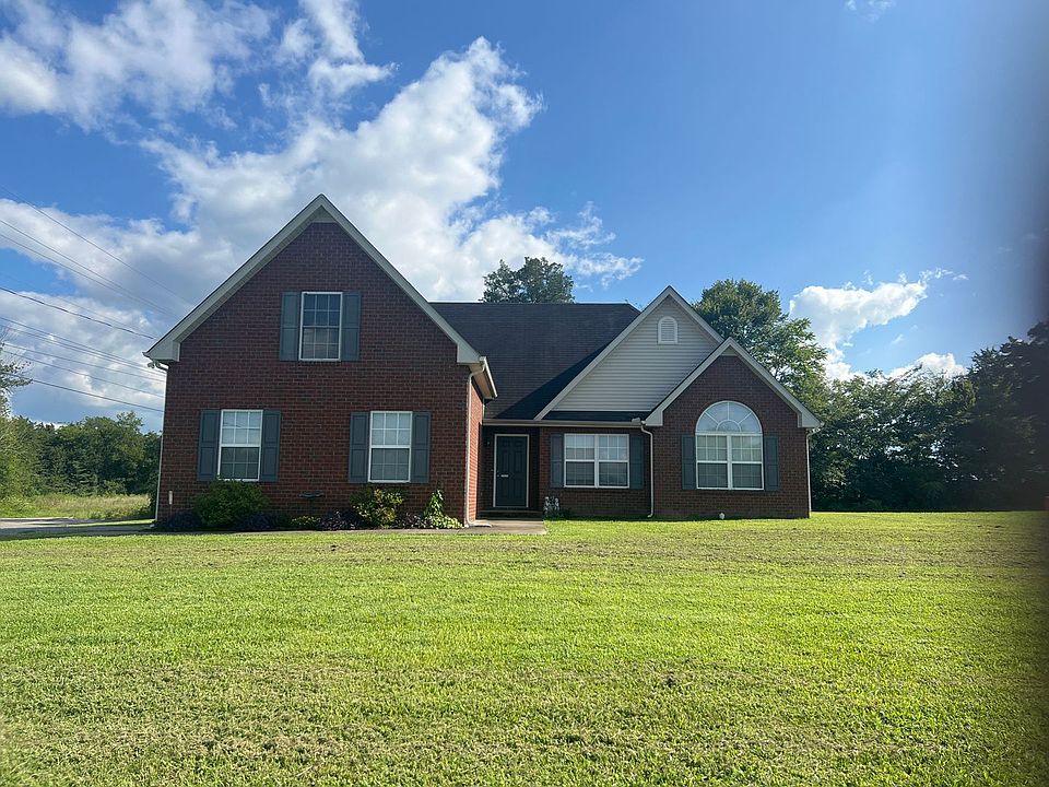 1st image of 2612 Cliffside Dr