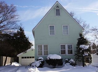 6 Willow St, Garfield, NJ 07026