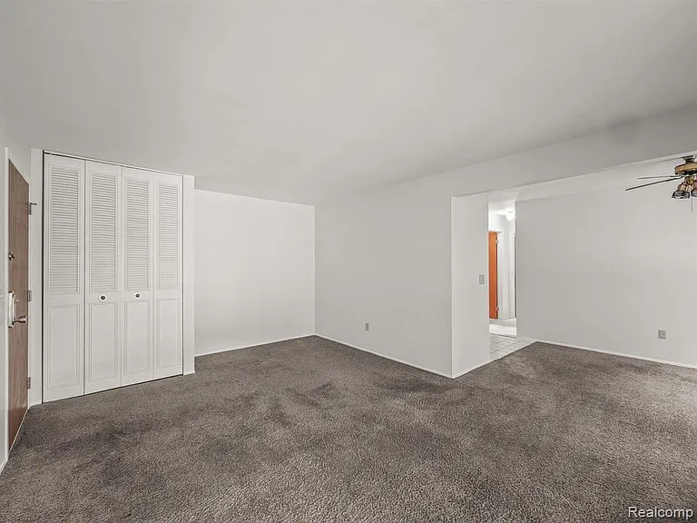 490 Baldwin Ave #5 — Photo 9
