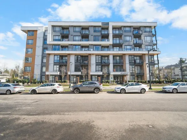 10778 138th St #501, Surrey, BC V3T 5E3