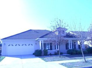 1983 W Merritt St, Hanford, CA 93230