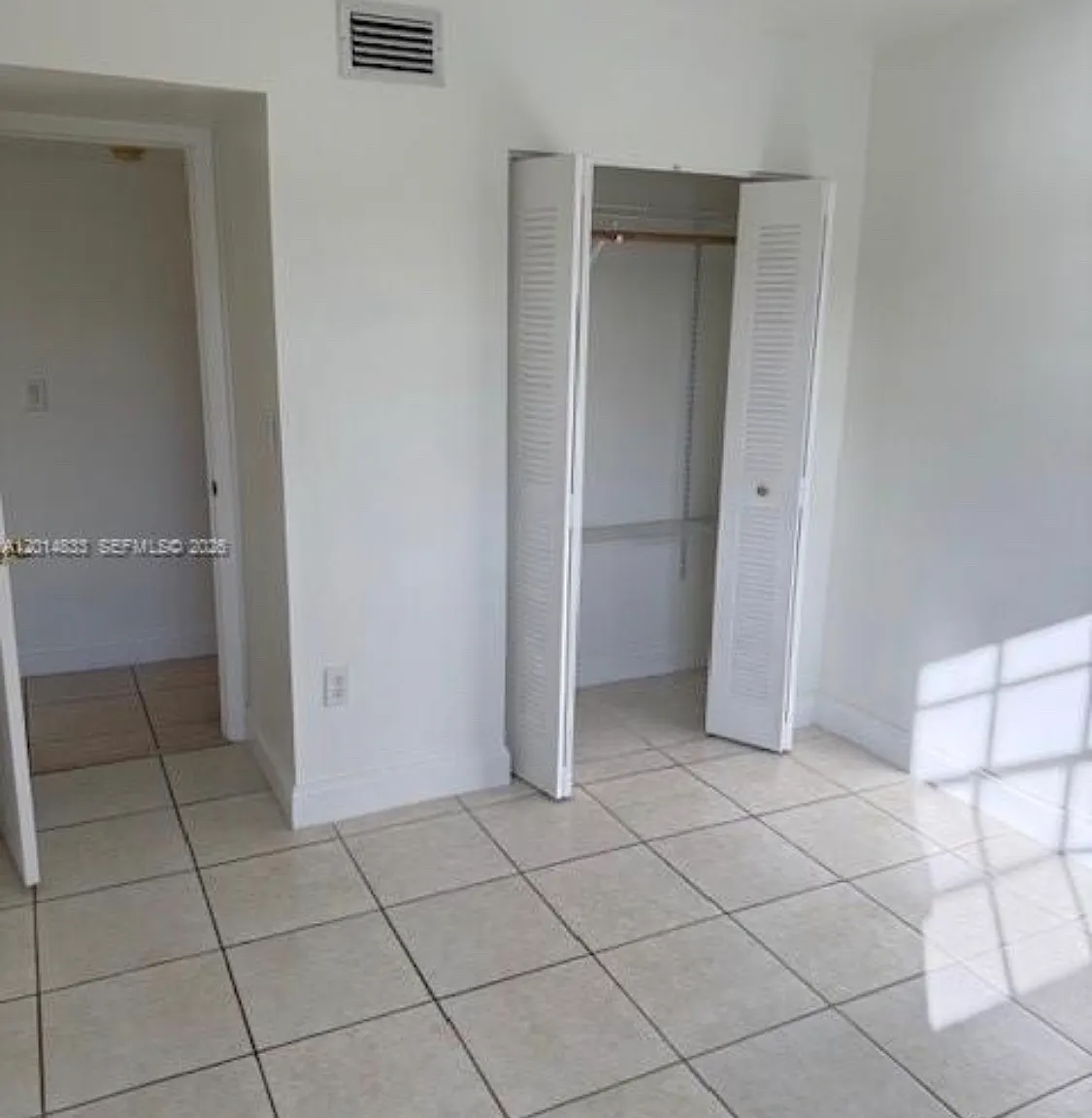 2 bed, 1126 sqft, $2,350 — Photo 3