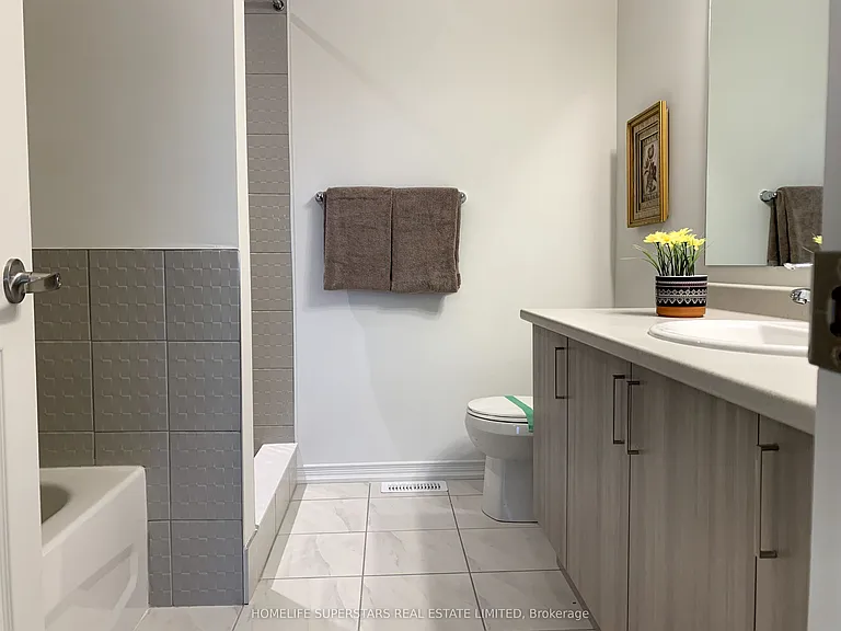 220 Farley Rd #1 — Photo 32