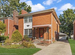 320 Catalpa Dr, Royal Oak, MI