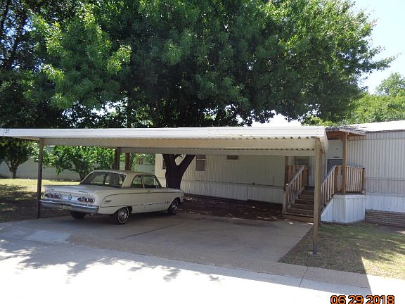 3rd image of 2212 Fort Worth Dr Trailer 27