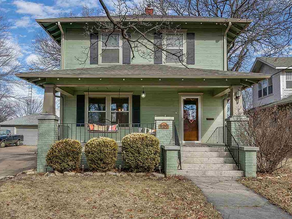 1st image of 820 W 4th Ave
