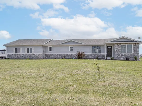 1802 Elk Horn Trl, Pella, IA 50219