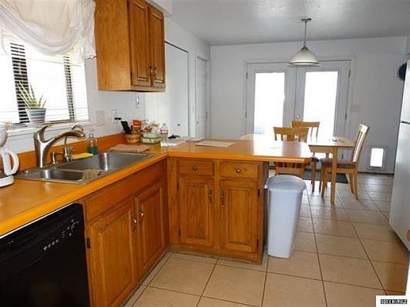 2nd image of 1656 Railroad Dr