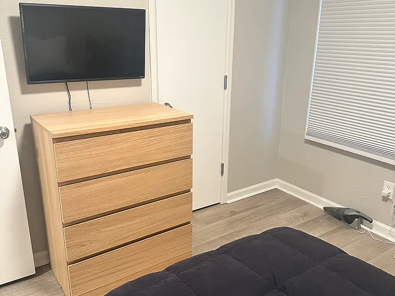 1085 Broadway St #6 — Photo 10