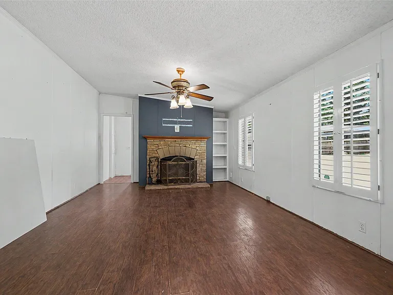 17685 Todd St — Photo 47
