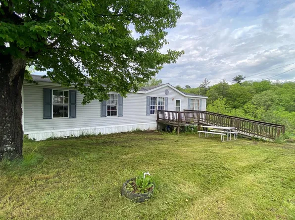 251 Wilcox St, Crab Orchard, WV 25827