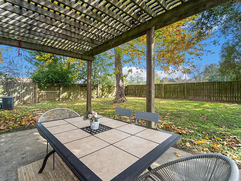 13231 Harpers Bridge Dr — Photo 14