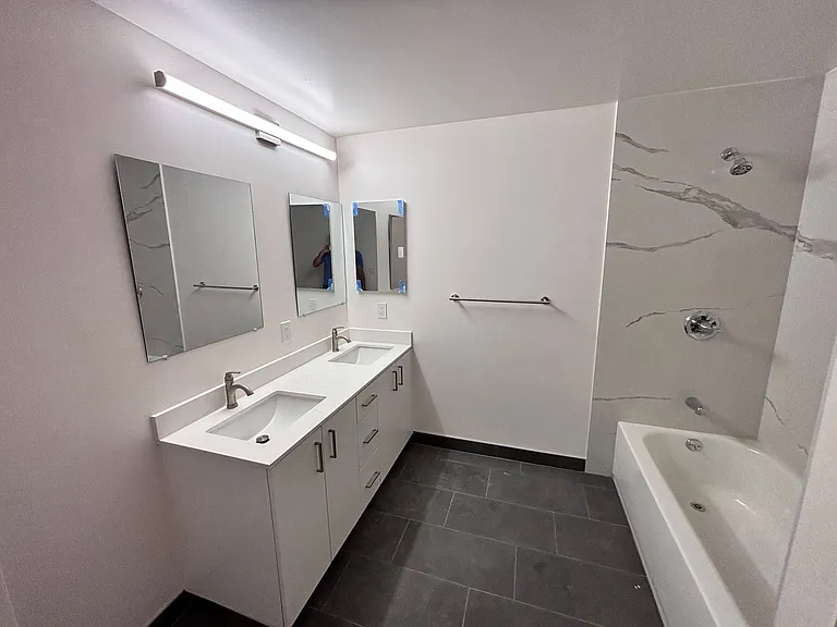 630 Harbour Way — Photo 30