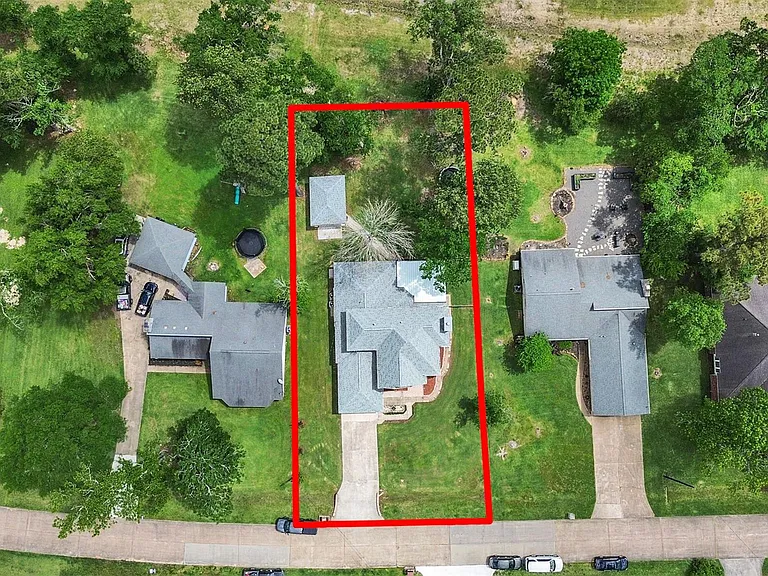 20726 Squaw Valley Trl — Photo 37