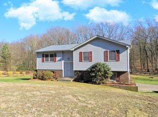 113 Ivy Ln, Stroudsburg, PA 18360