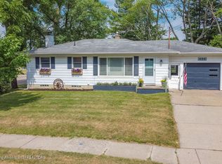 694 John R St, East Lansing, MI 48823