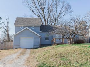 427 S Main St, Nixa, MO 65714