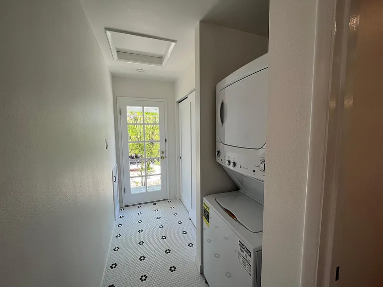 1121 Putter Ave — Photo 27
