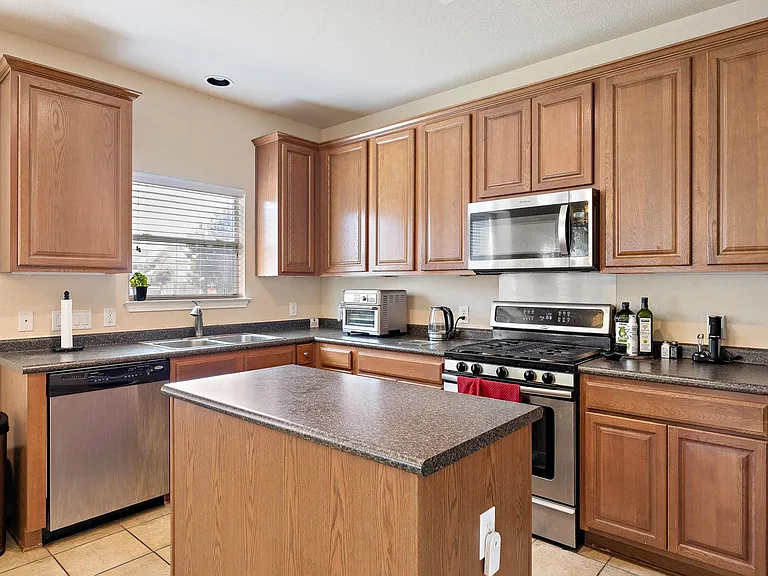 8701 Blackvireo Dr — Photo 18