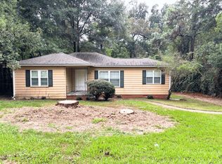 213 Alpine St, Chickasaw, AL 36611
