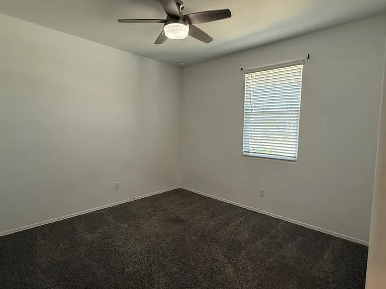 1137 W Chimes Tower Dr — Photo 63
