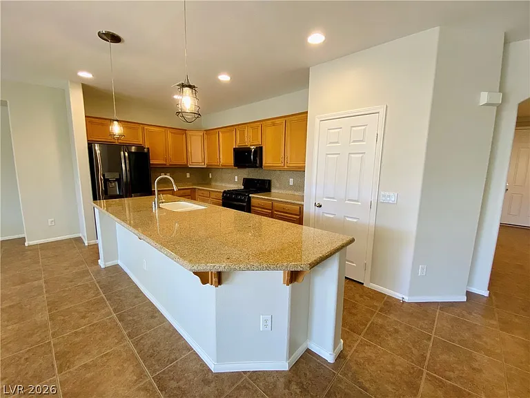 7621 Port Orchard Ave — Photo 7
