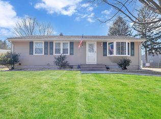 20 Murphy Ln, Chicopee, MA 01020