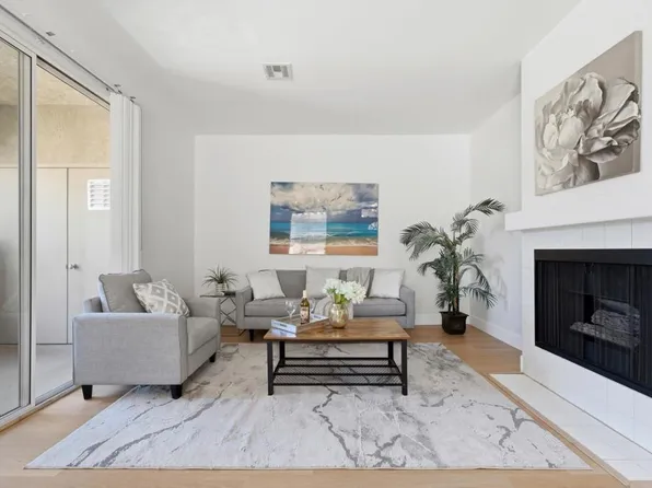 8646 New Salem St Unit 10, San Diego, CA 92126