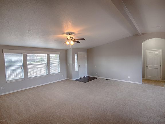Living Room (2)