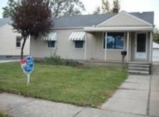 12677 Agnes St, Southgate, MI 48195