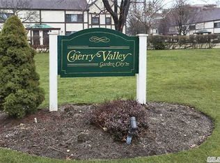 129 15th Street #C1, Garden City, NY 11530