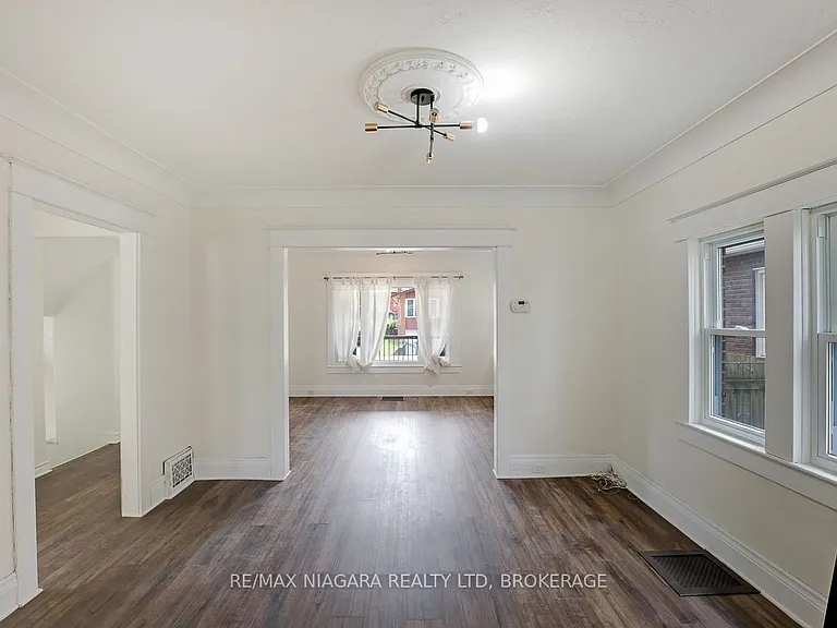 20 Randolph St — Photo 10